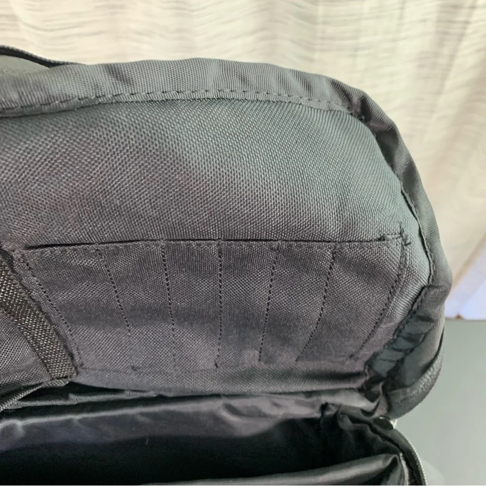 Sidekick Professional by Michael’s of Oregon Black Men's Bag.